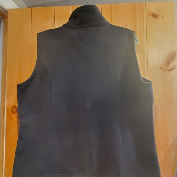 COLUMBIA FLEECE ZIP VEST WOMEN'S SIZE 1X - Picture 7 of 9